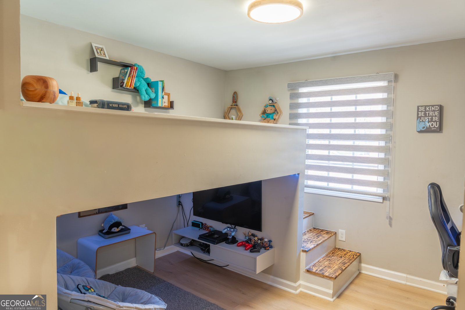 3316 Alcazar Drive Lilburn - 19