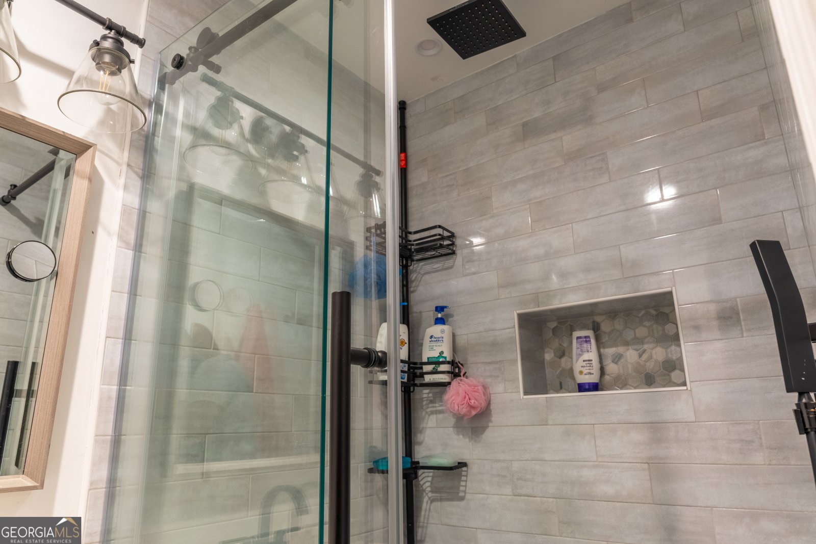 3316 Alcazar Drive Lilburn - 24