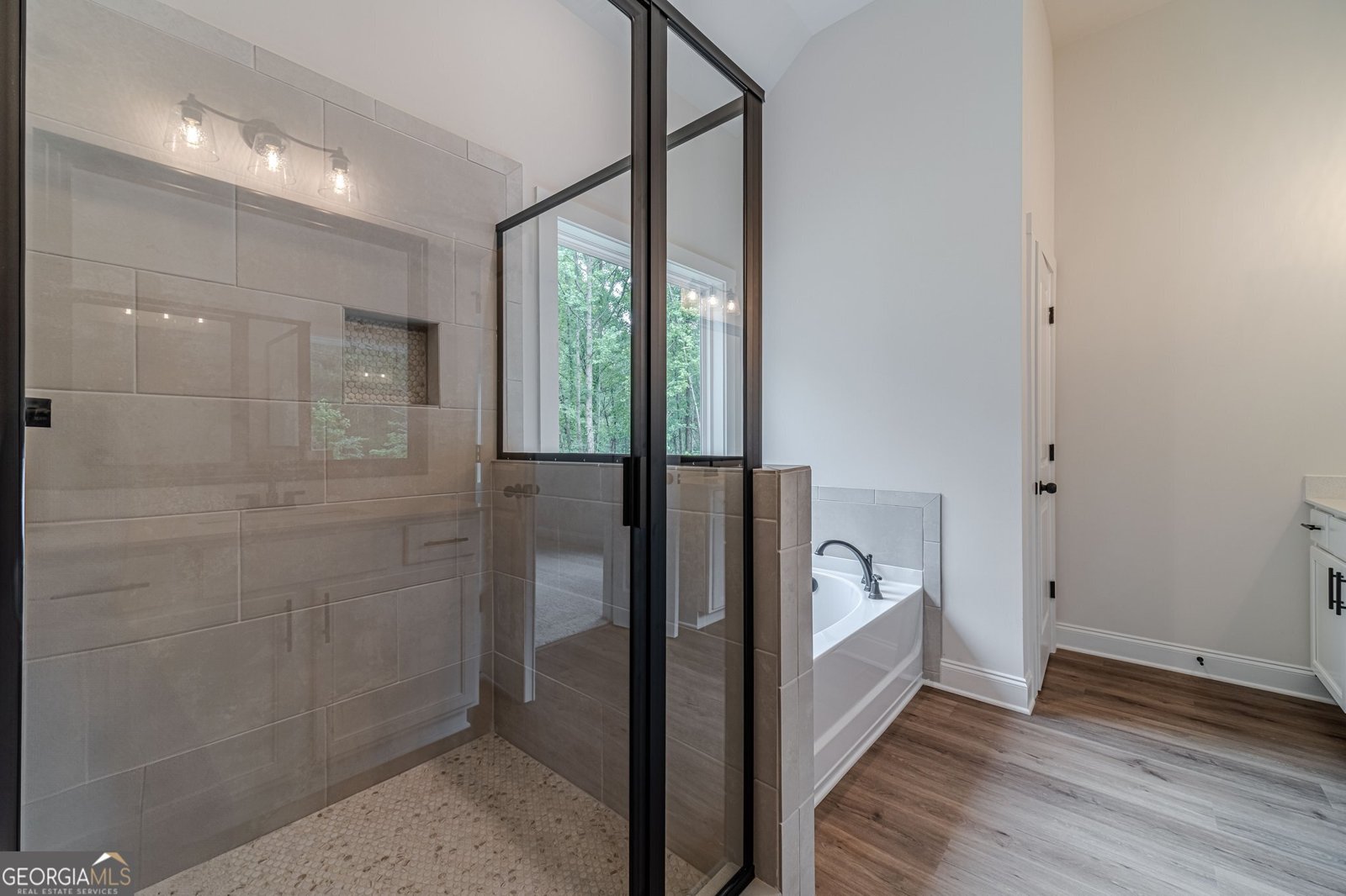 215 Pinewood Drive Covington - 19