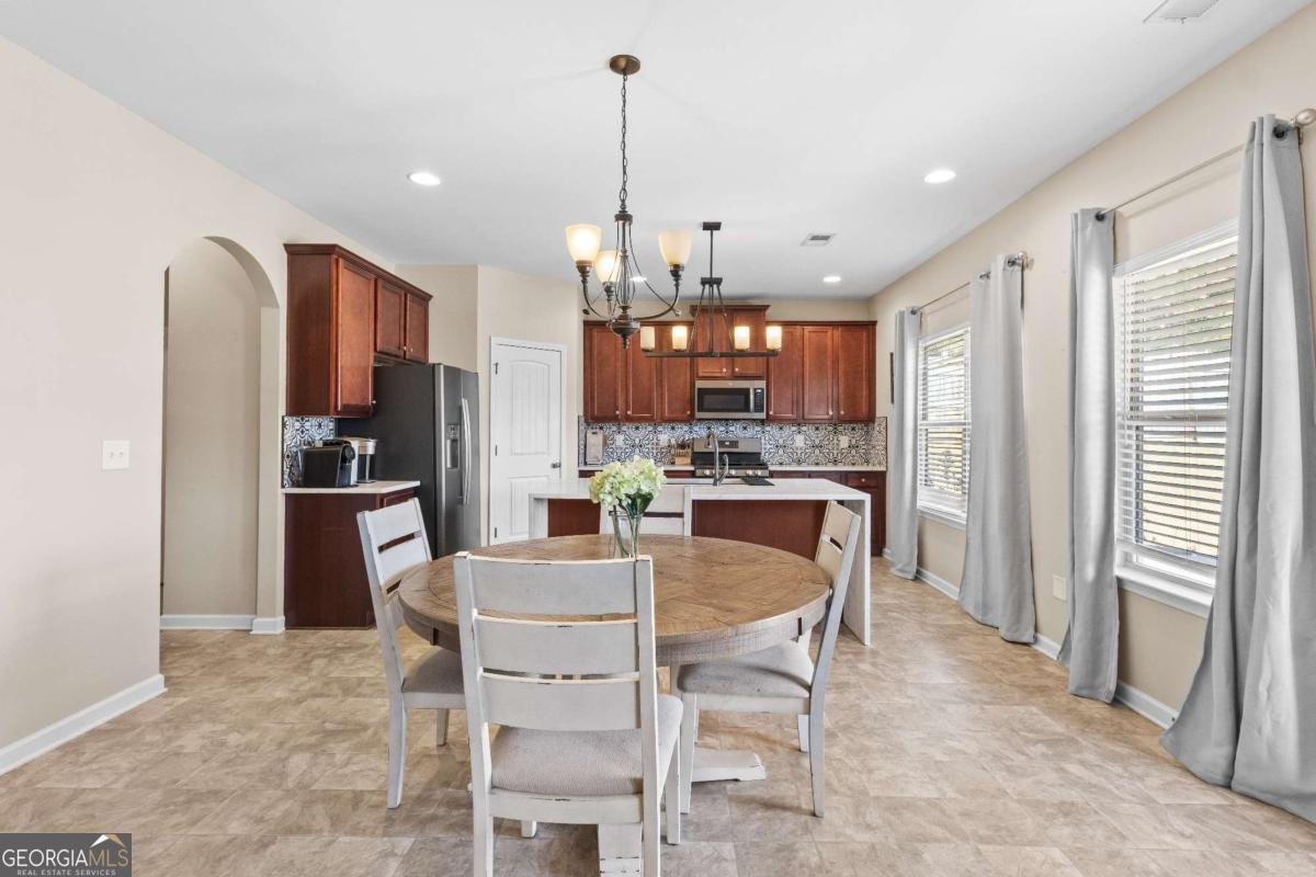 9116 Alden Drive Locust Grove - 9