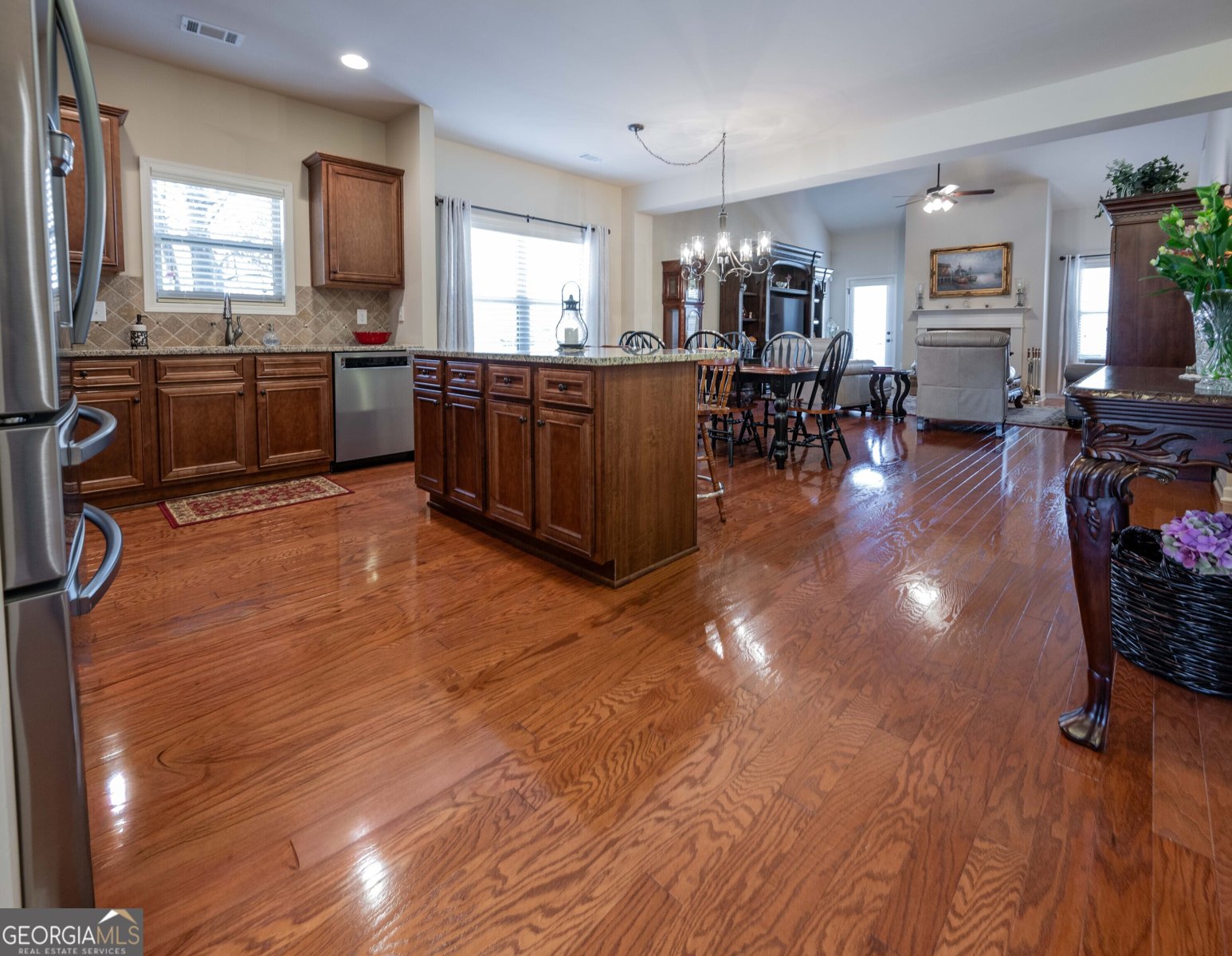 205 Heritage Stroll Athens - 11