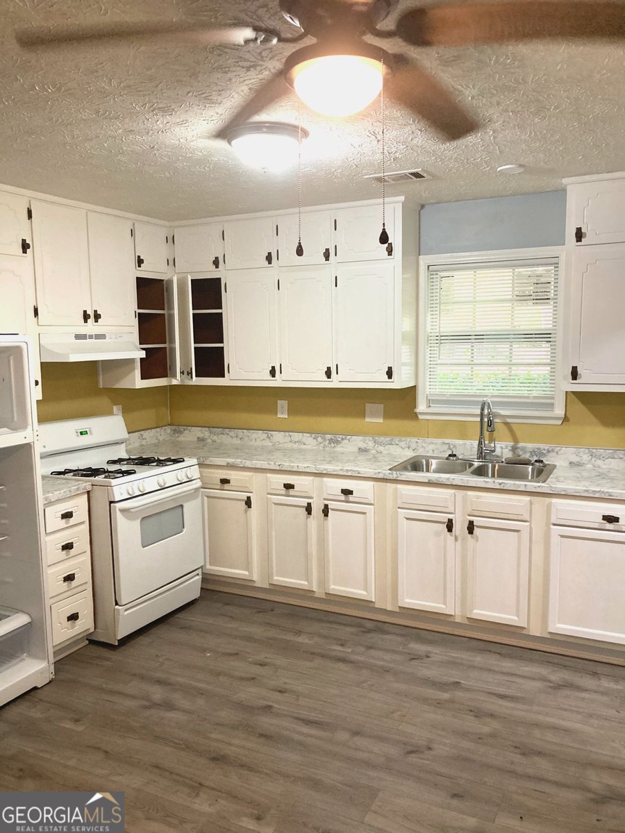 6366 Ascot Lane Riverdale - 16