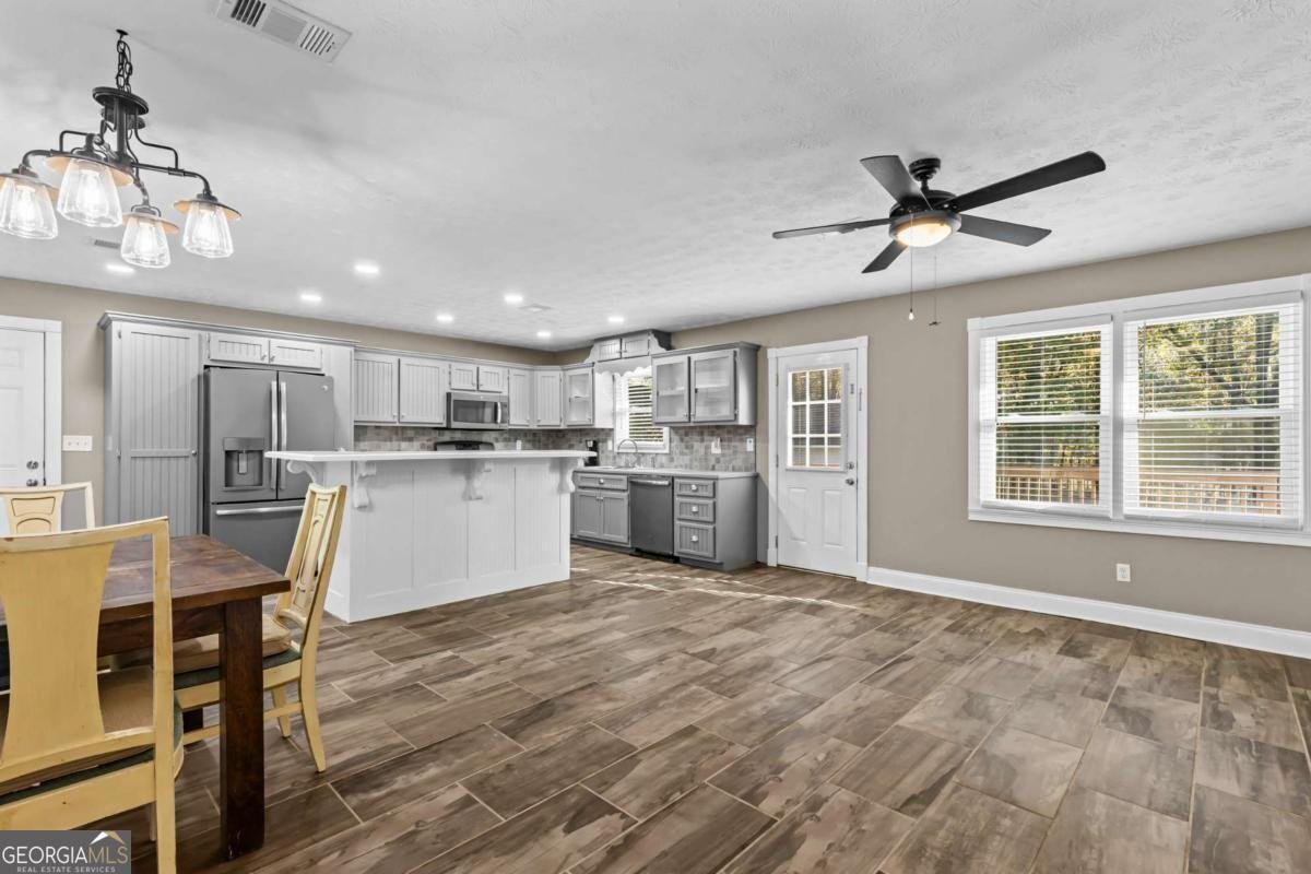 3222 MARTIN Drive Lilburn - 12