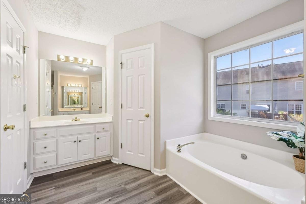 1017 Rolling Forest Lane Lilburn - 22