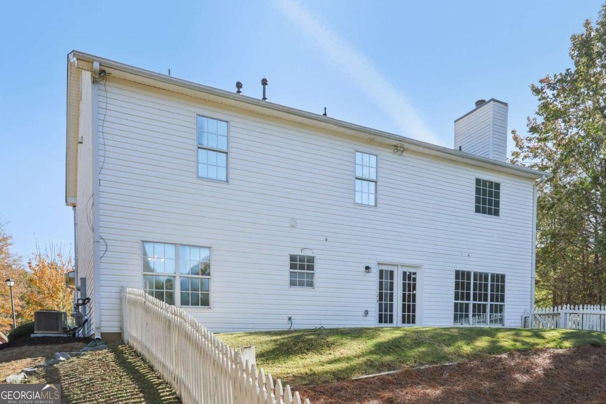 1017 Rolling Forest Lane Lilburn - 31