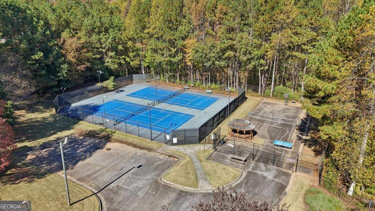 1017 Rolling Forest Lane Lilburn - 35