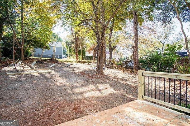 2425 Mellville Avenue Atlanta - 28