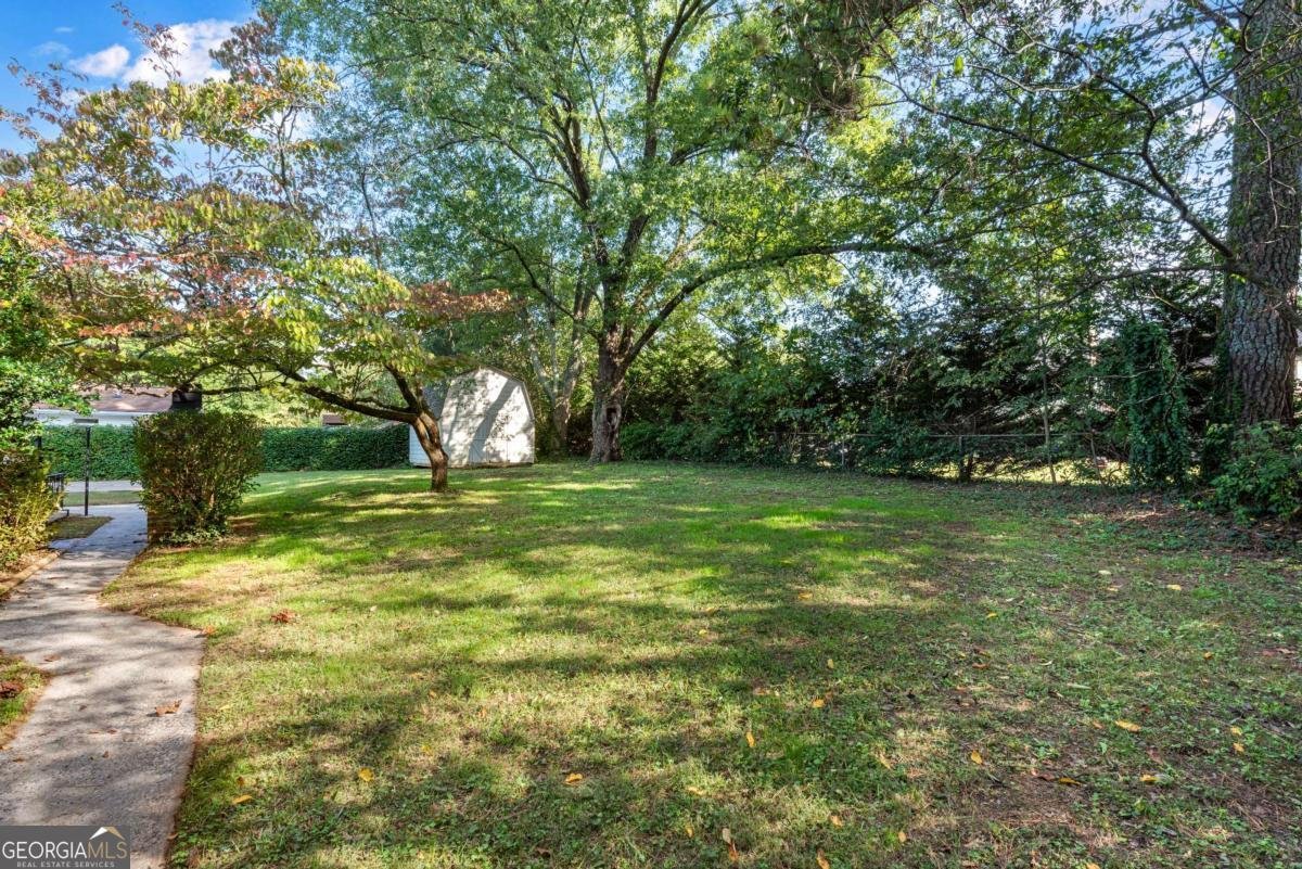 922 Red Apple Drive Marietta - 32