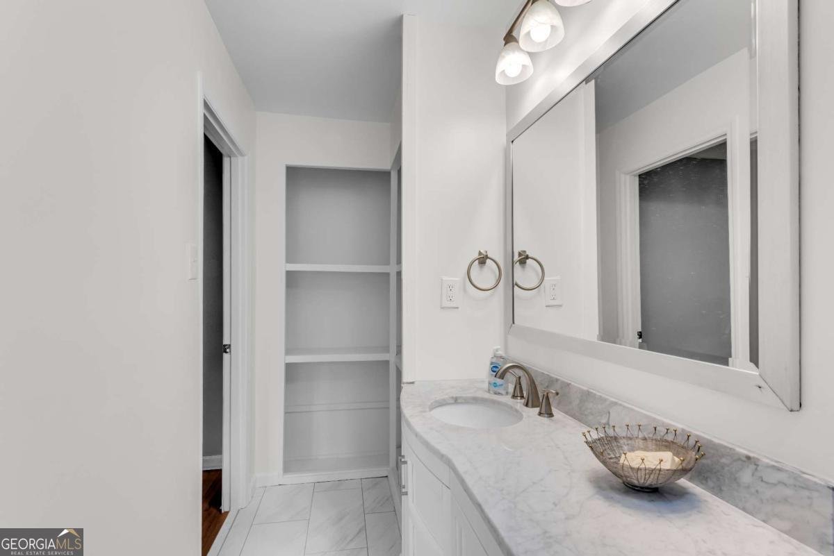 922 Red Apple Drive Marietta - 9