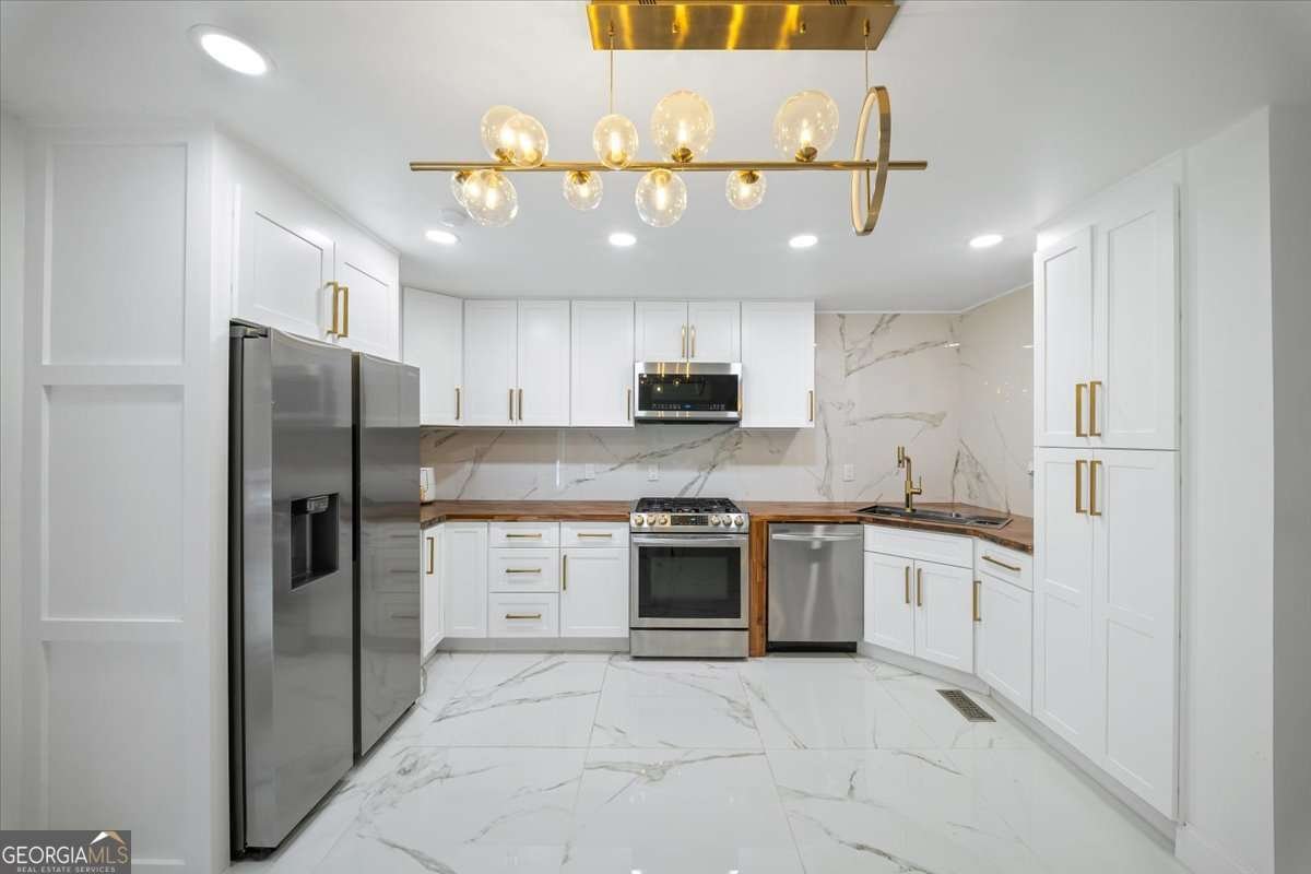 6857 Alexander Parkway Douglasville - 19