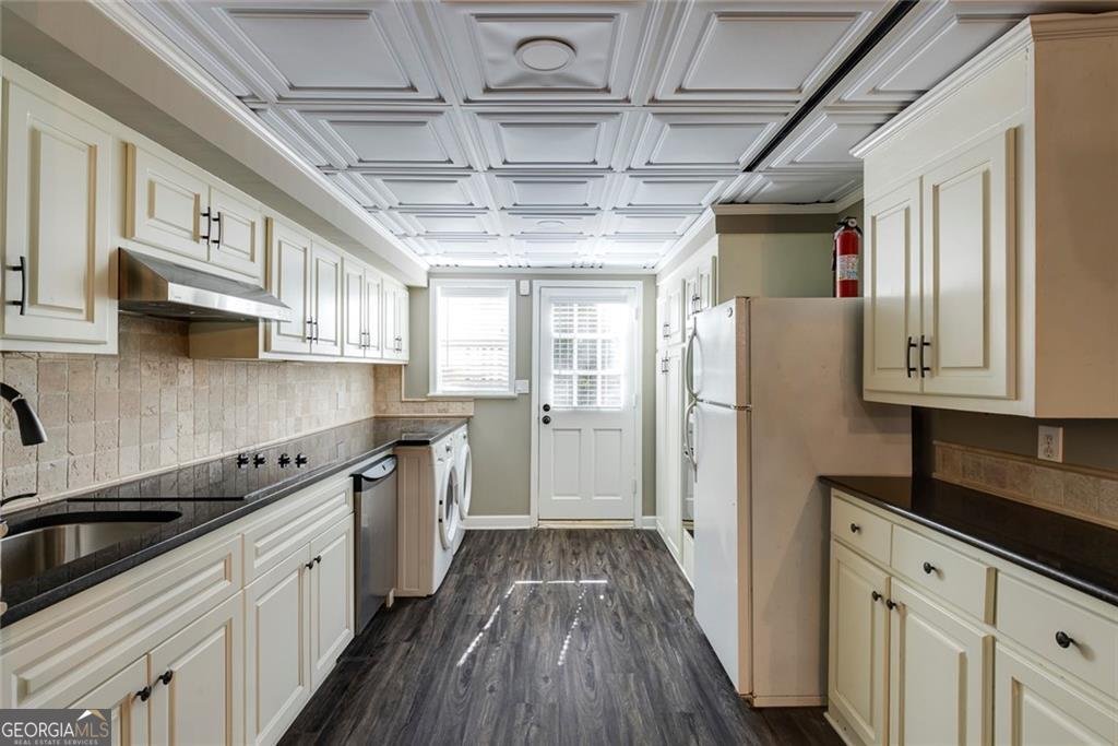 7590 Chaparral Drive Sandy Springs - 32