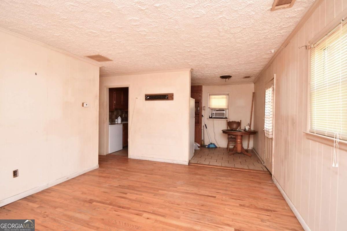 6367 Highway 72 Carlton - 7