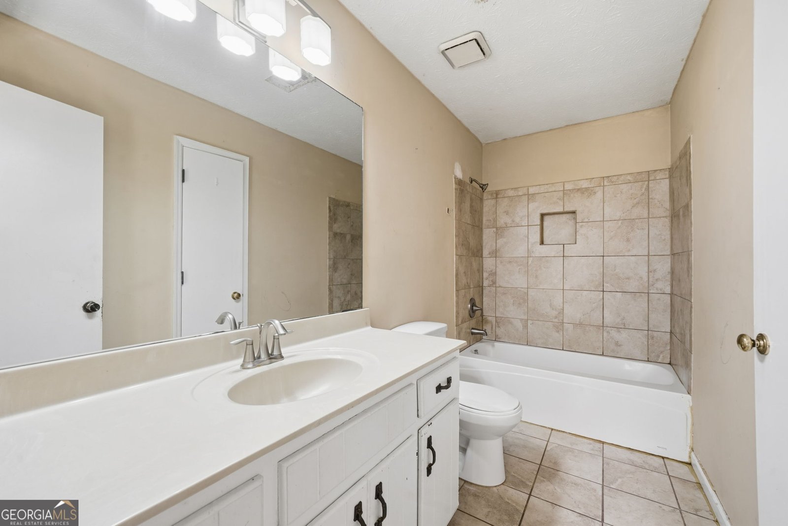 305 Belmont Farms Drive Ellenwood - 19