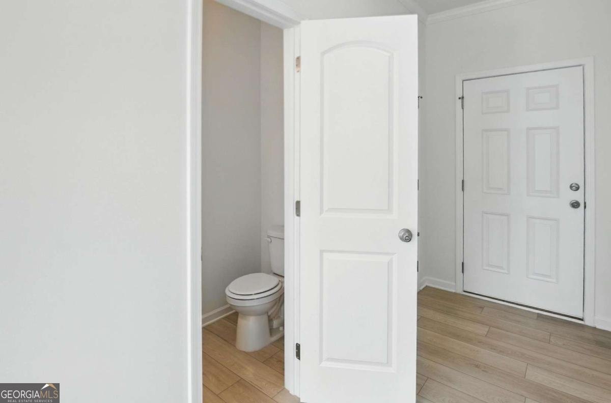 560 River Run Drive Dallas - 1