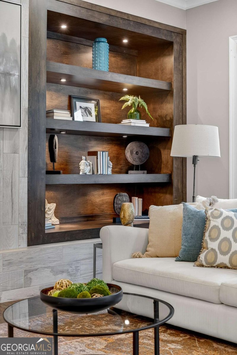 4916 Kentwood Drive Marietta - 22