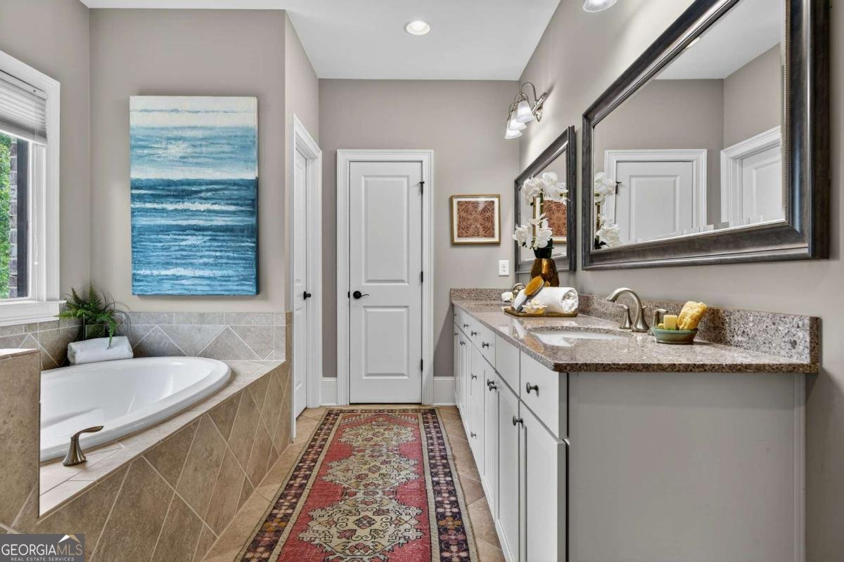 4916 Kentwood Drive Marietta - 38