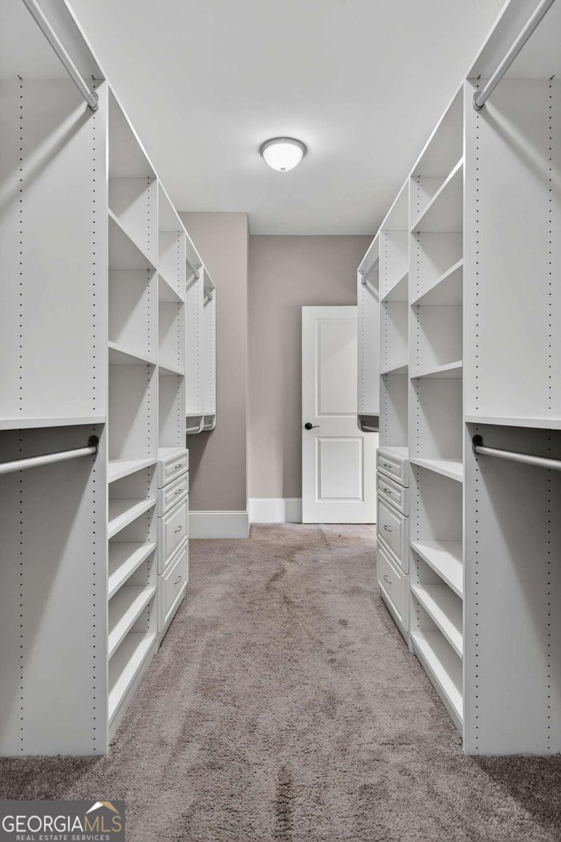 4916 Kentwood Drive Marietta - 40