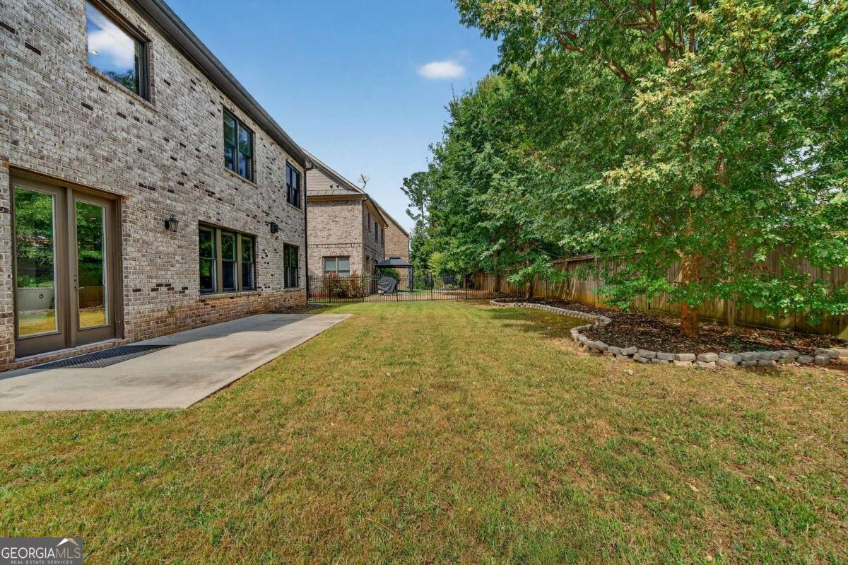 4916 Kentwood Drive Marietta - 41