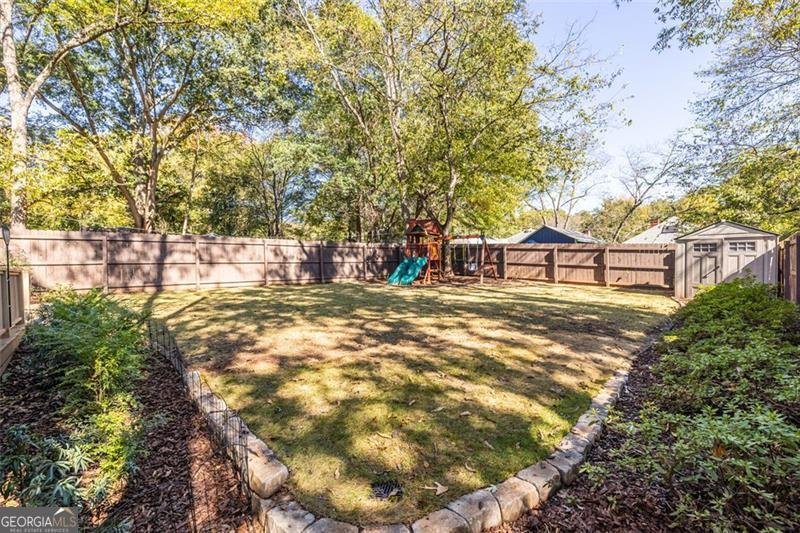 872 Marion Avenue ATLANTA - 41