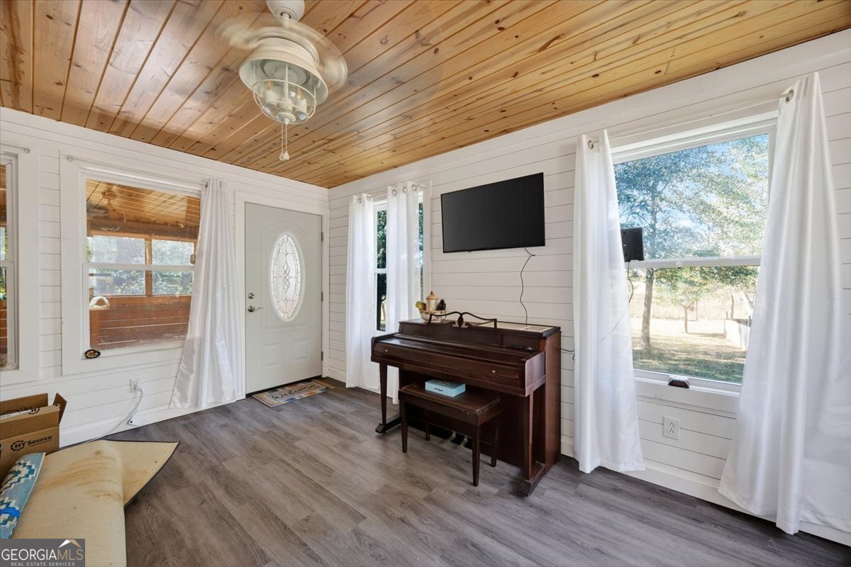 337 Searcy Drive Juliette - 9