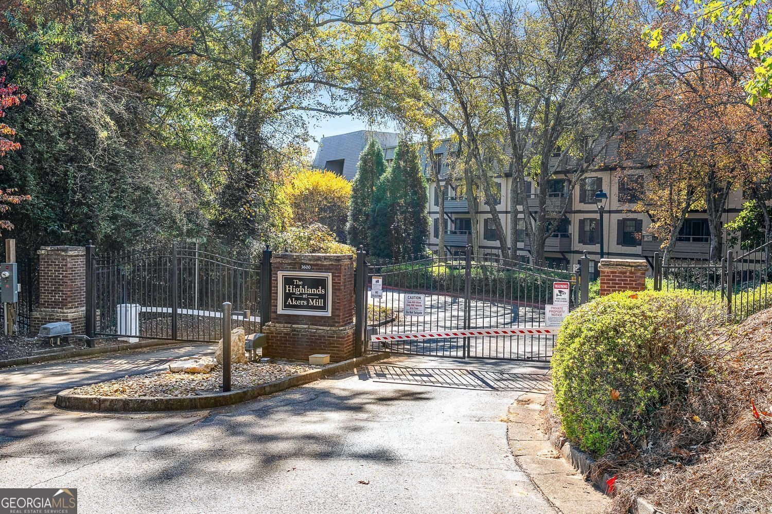 1205 Highland Bluff Drive Atlanta - 42