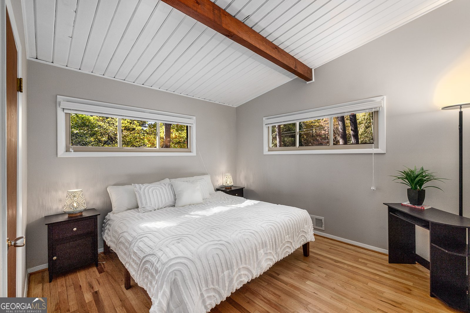 3727 Summitridge Drive Atlanta - 23