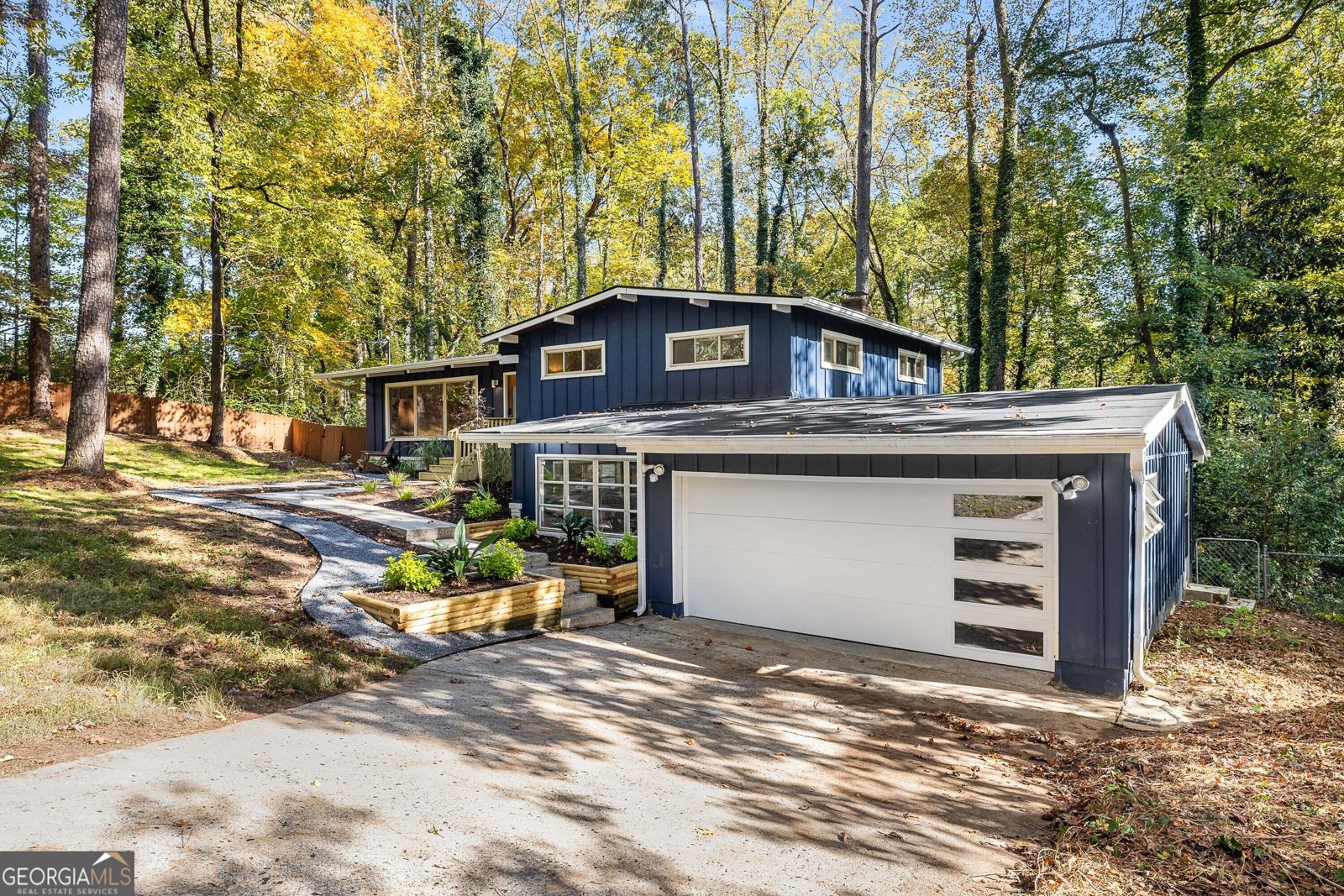 3727 Summitridge Drive Atlanta - 3