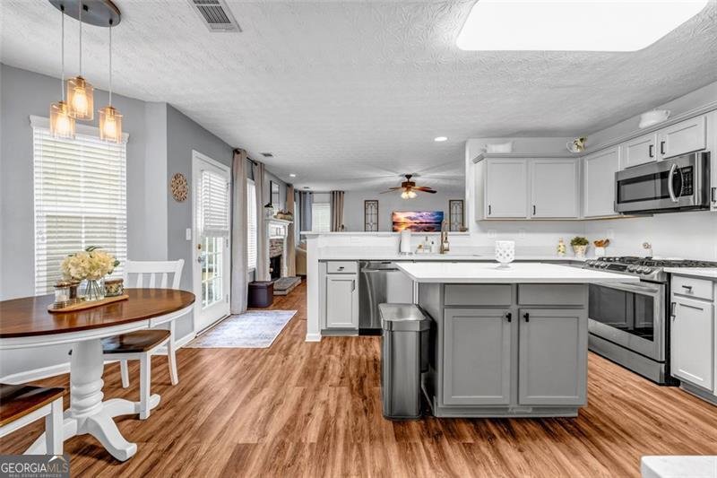 3941 OAK CROSSING Drive Suwanee - 2