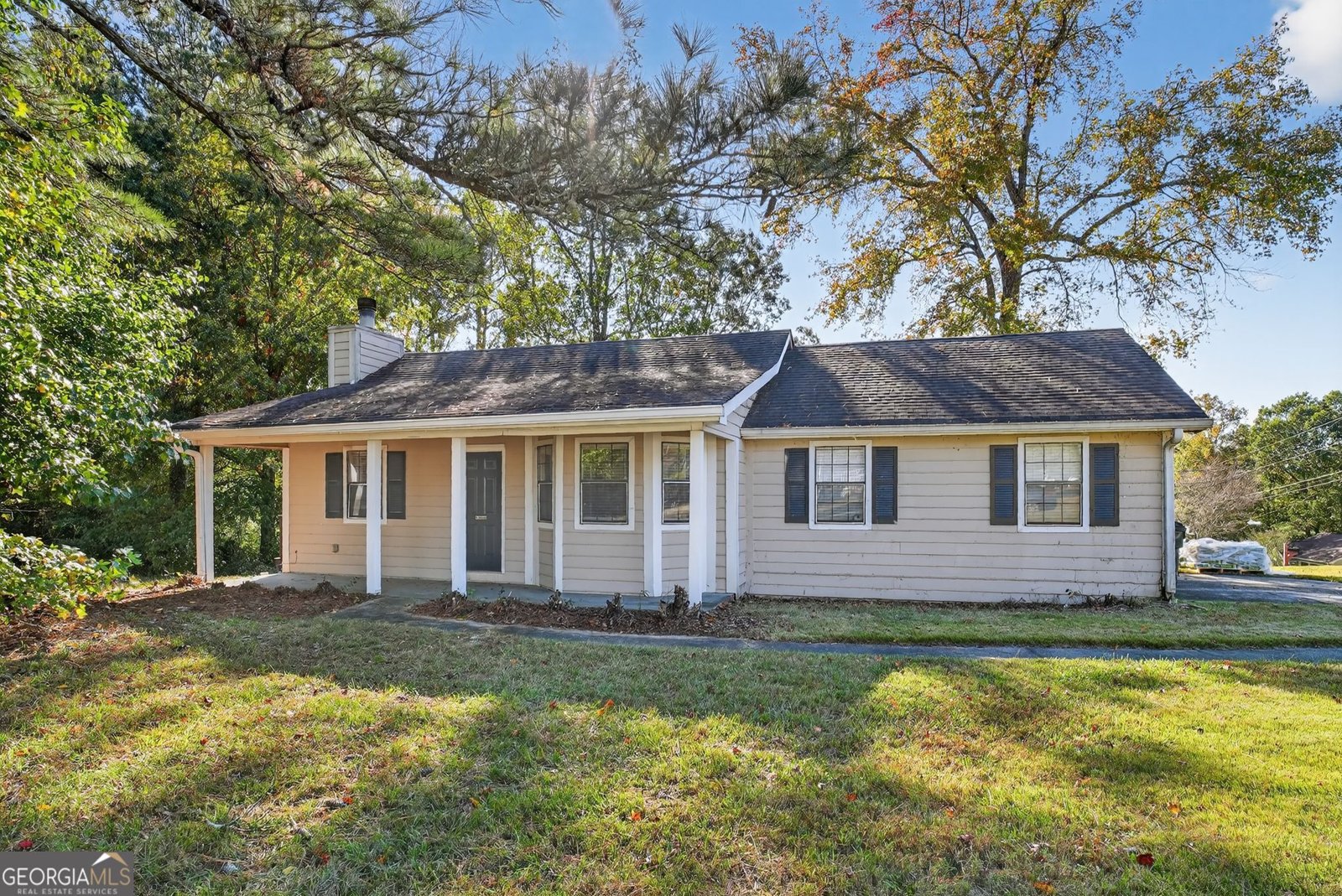 3713 Red Rose Court Loganville - 1