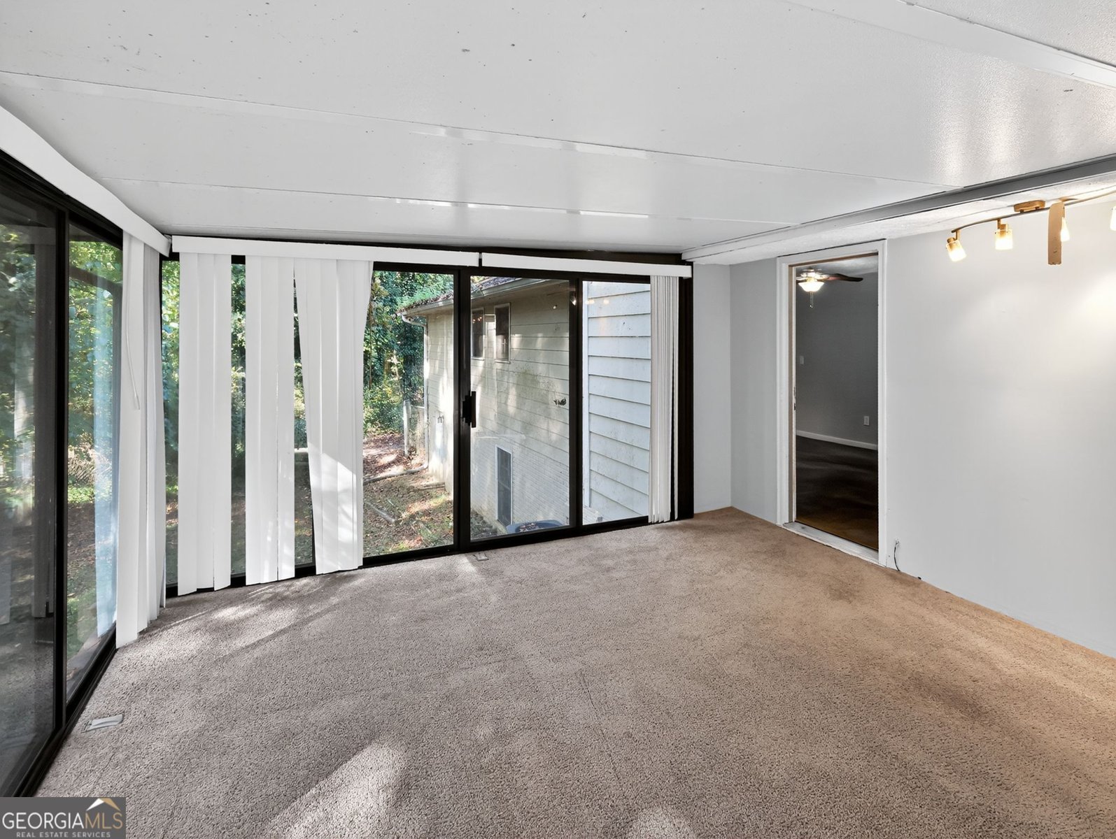 6405 Swift Creek Drive Lithonia - 23