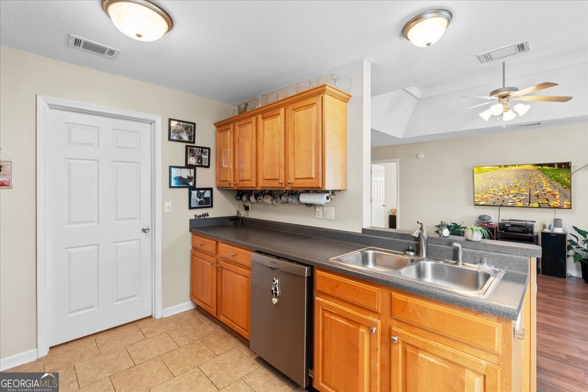 125 Amber Drive Byron - 10