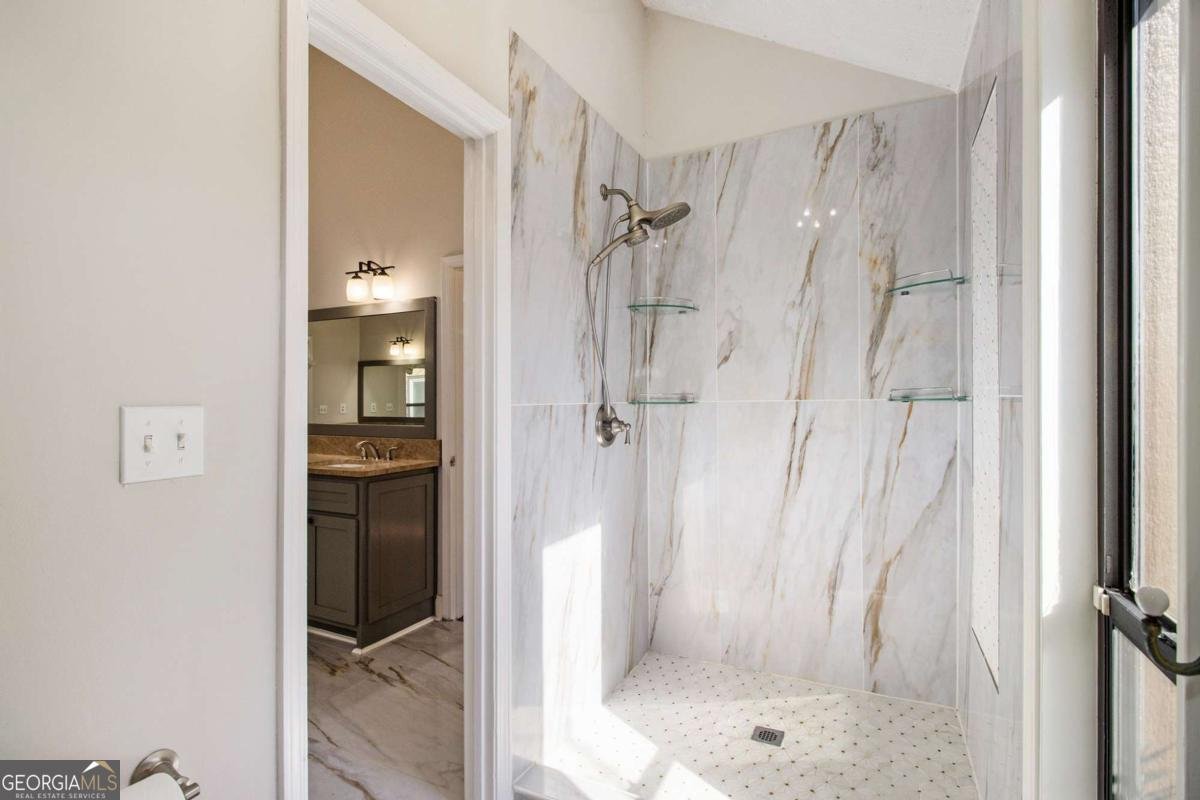 400 Old Tree Trace Roswell - 17