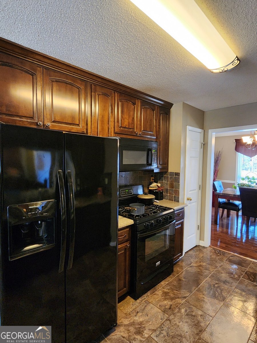 2353 Bluff Creek Overlook Douglasville - 21