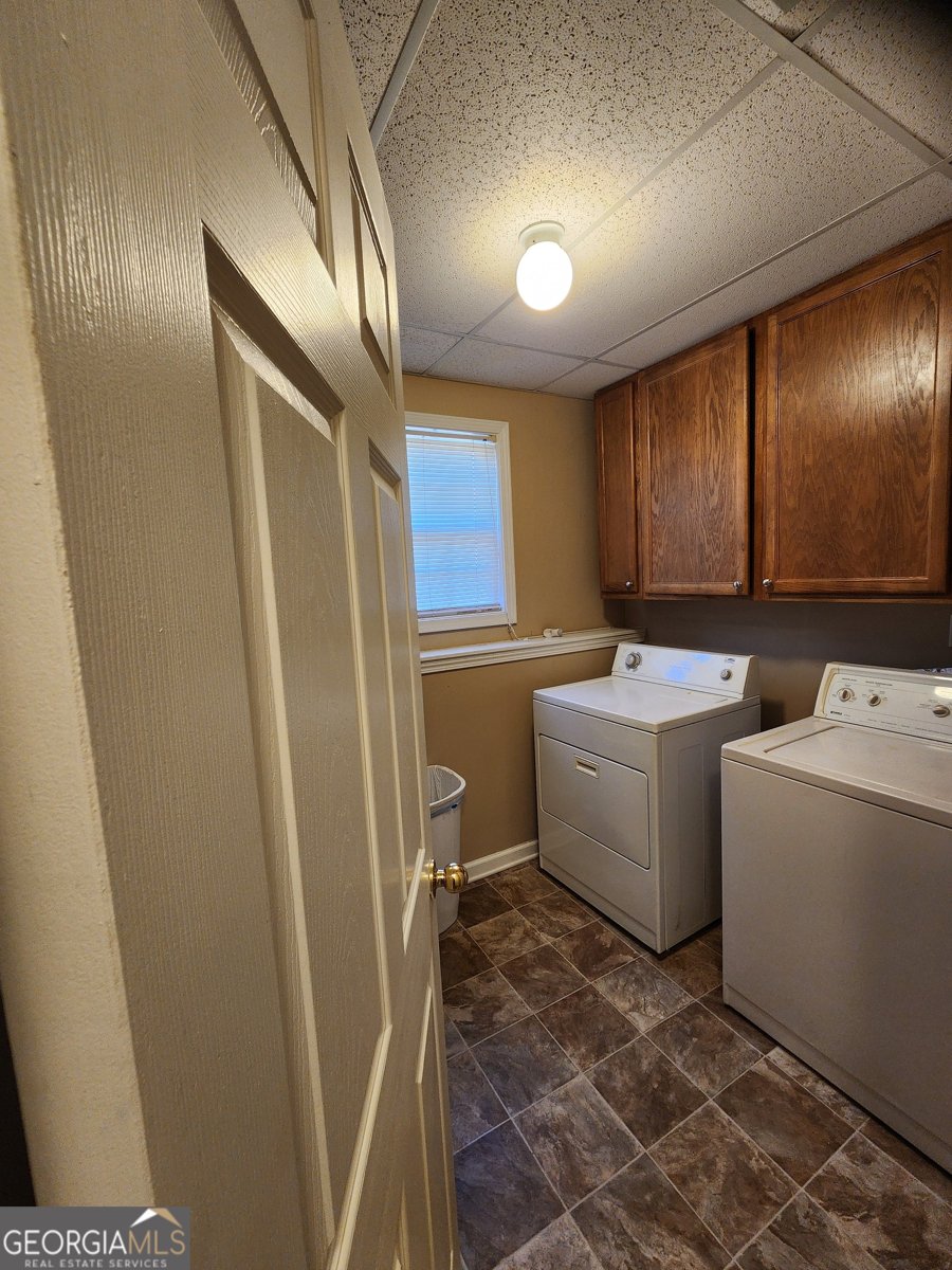 2353 Bluff Creek Overlook Douglasville - 30