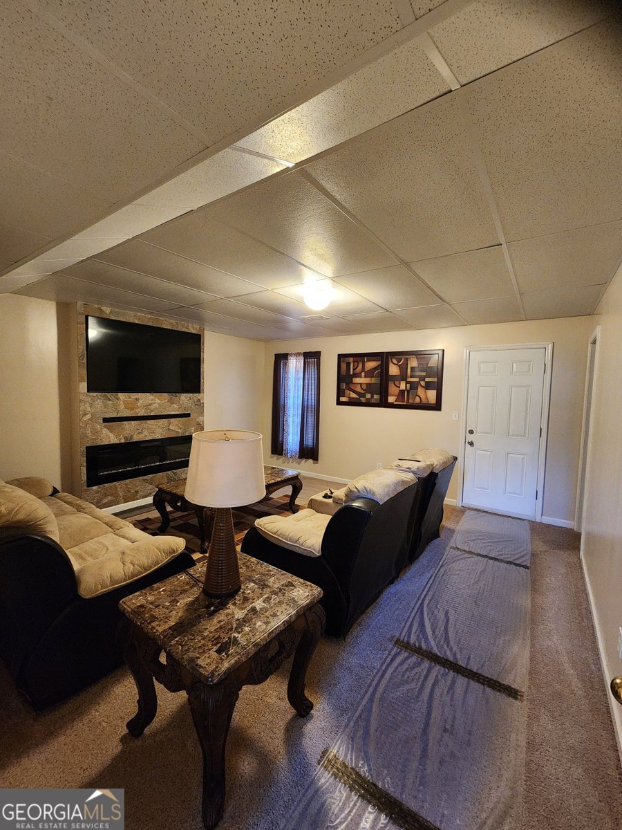 2353 Bluff Creek Overlook Douglasville - 31