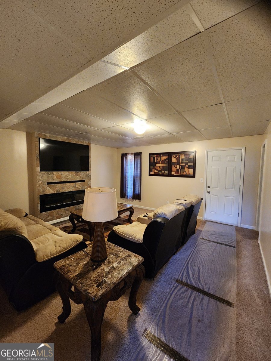 2353 Bluff Creek Overlook Douglasville - 32