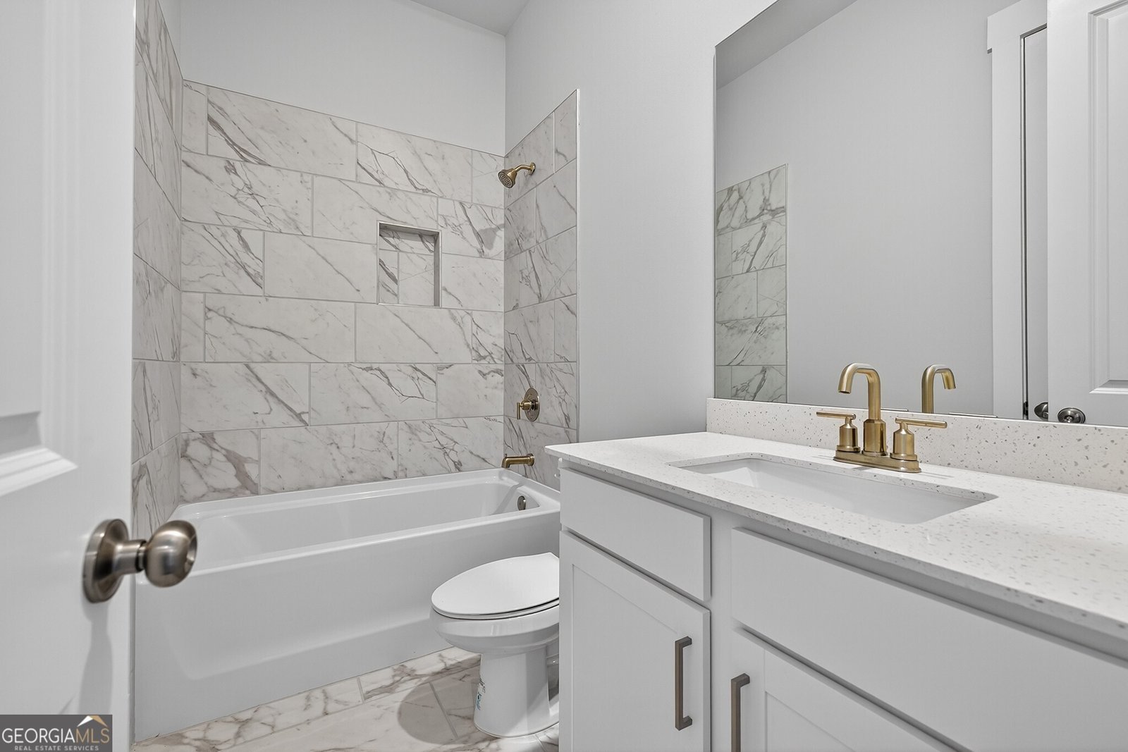 171 Crimson Feather Jefferson - 23