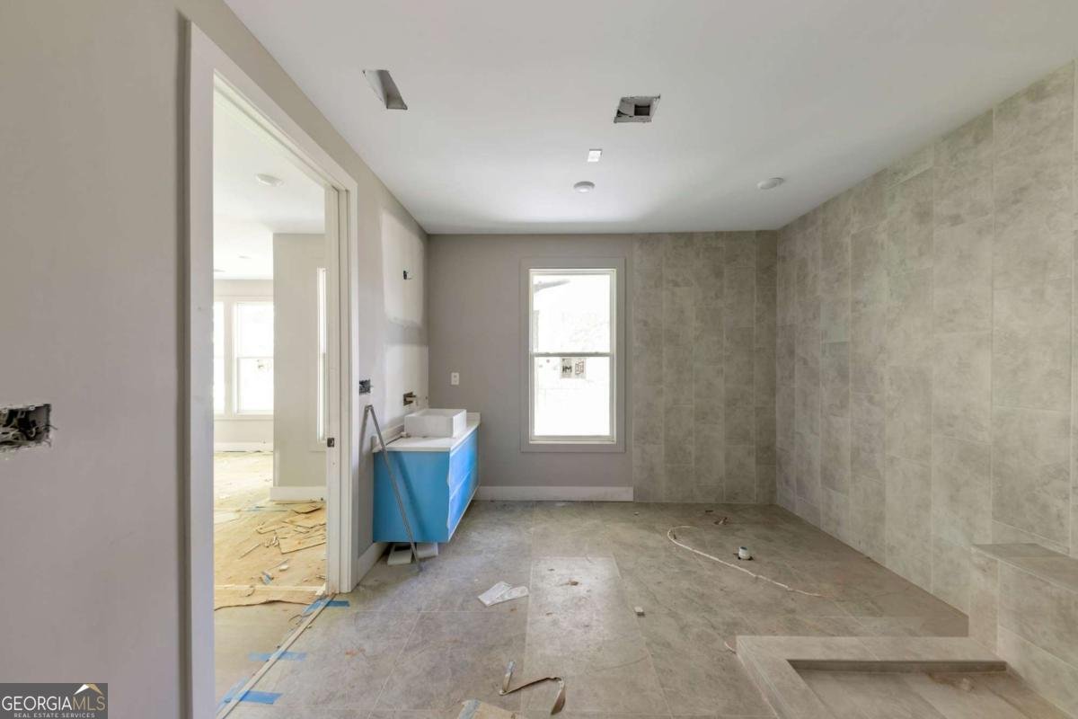 1690 Adams Drive Atlanta - 31