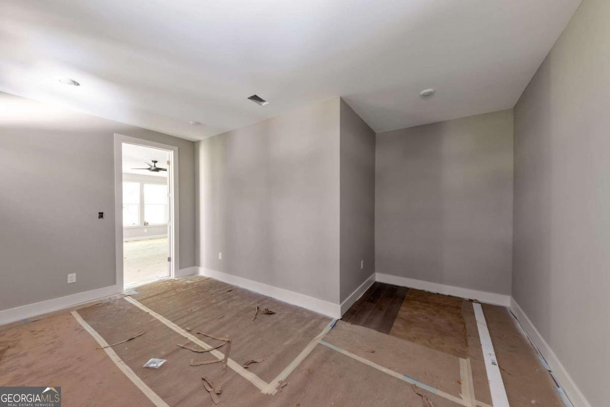 1690 Adams Drive Atlanta - 32