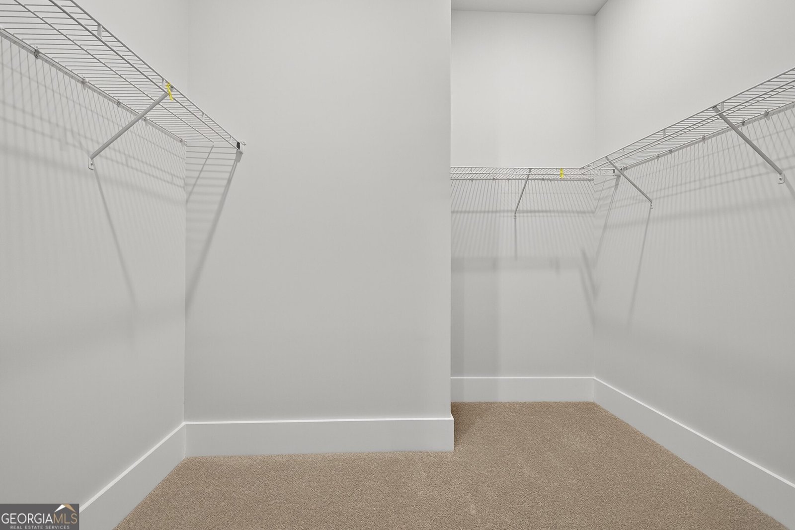 127 Crimson Feather Jefferson - 24