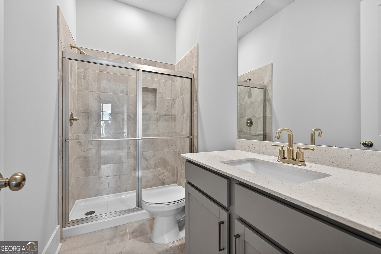 127 Crimson Feather Jefferson - 26