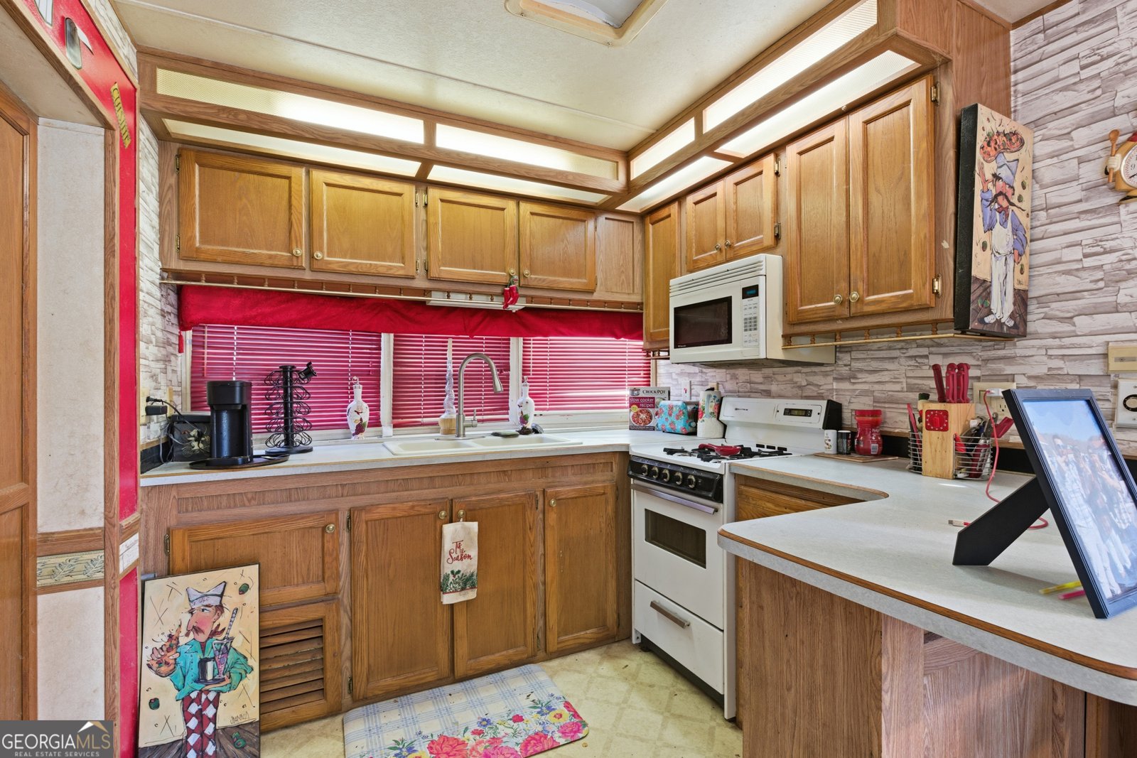 105 Holiday Loop Cleveland - 1