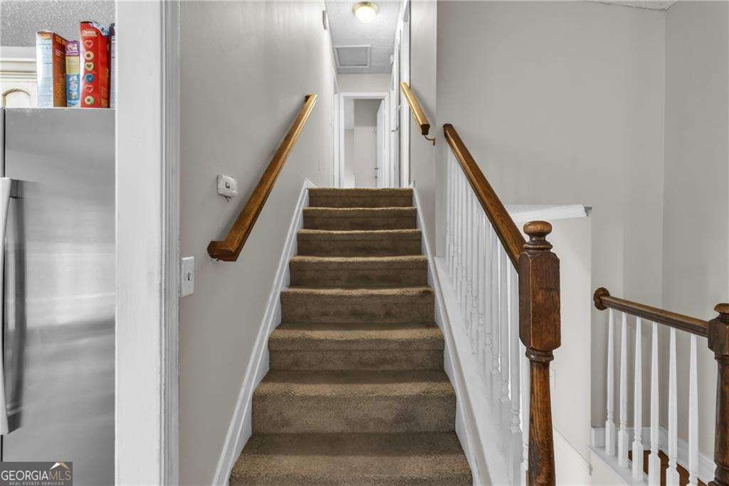 393 Cedar Trace Marietta - 10