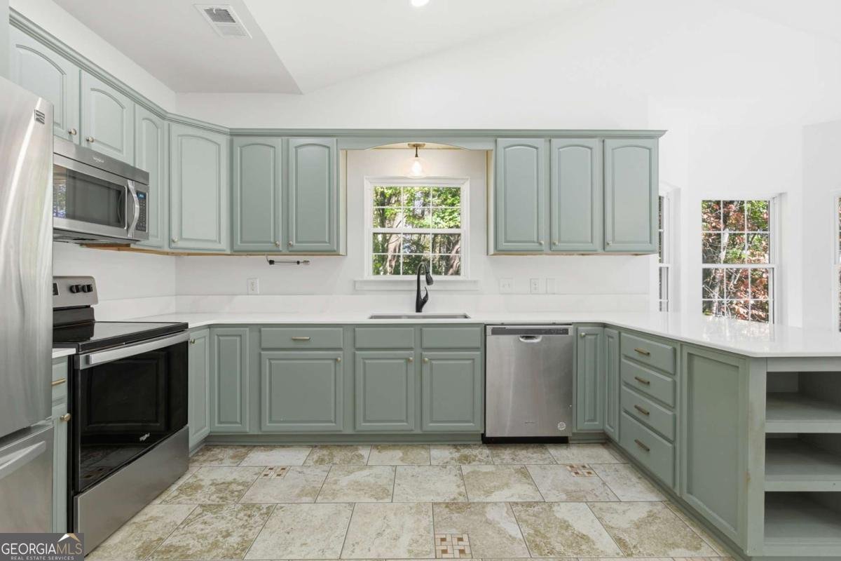 622 Spring Crest Road Cleveland - 13