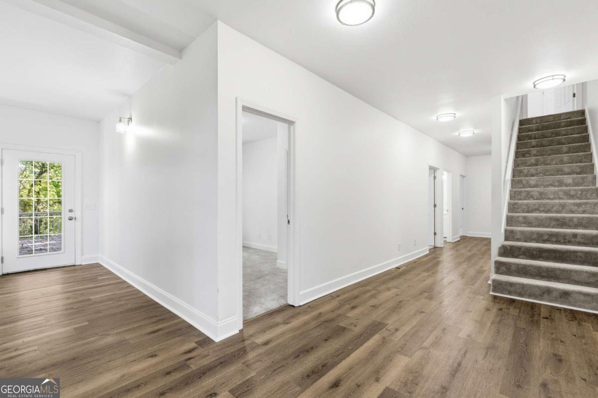 622 Spring Crest Road Cleveland - 28