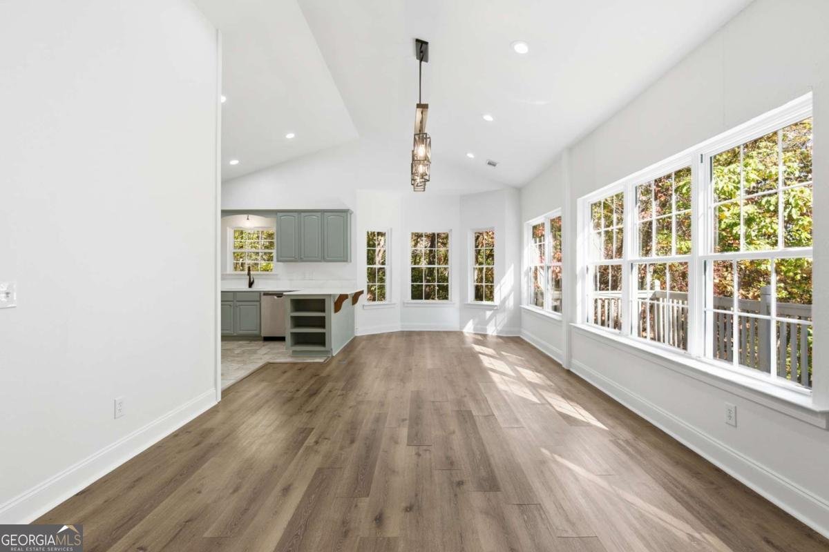 622 Spring Crest Road Cleveland - 8