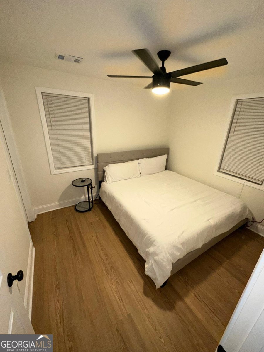 1735 Derry Avenue Atlanta - 15