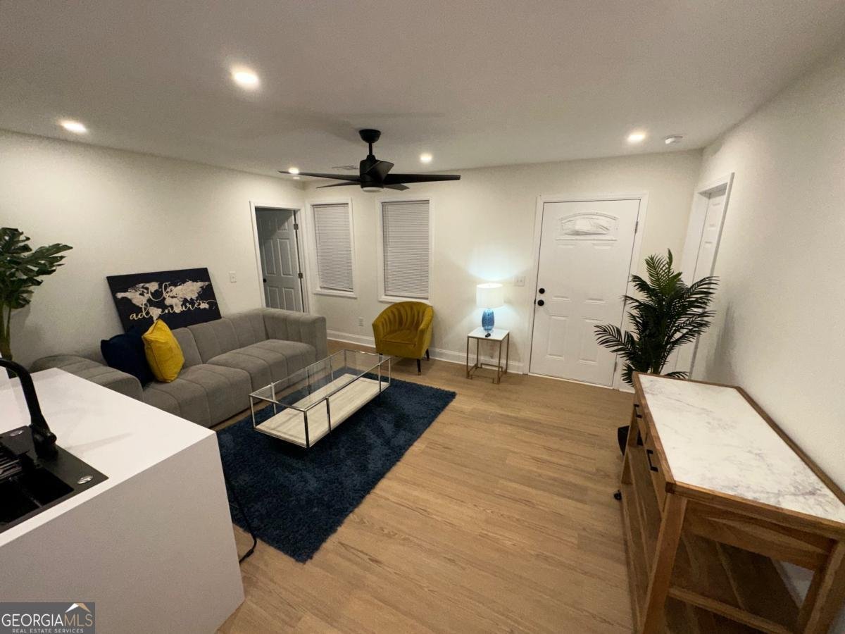 1735 Derry Avenue Atlanta - 2