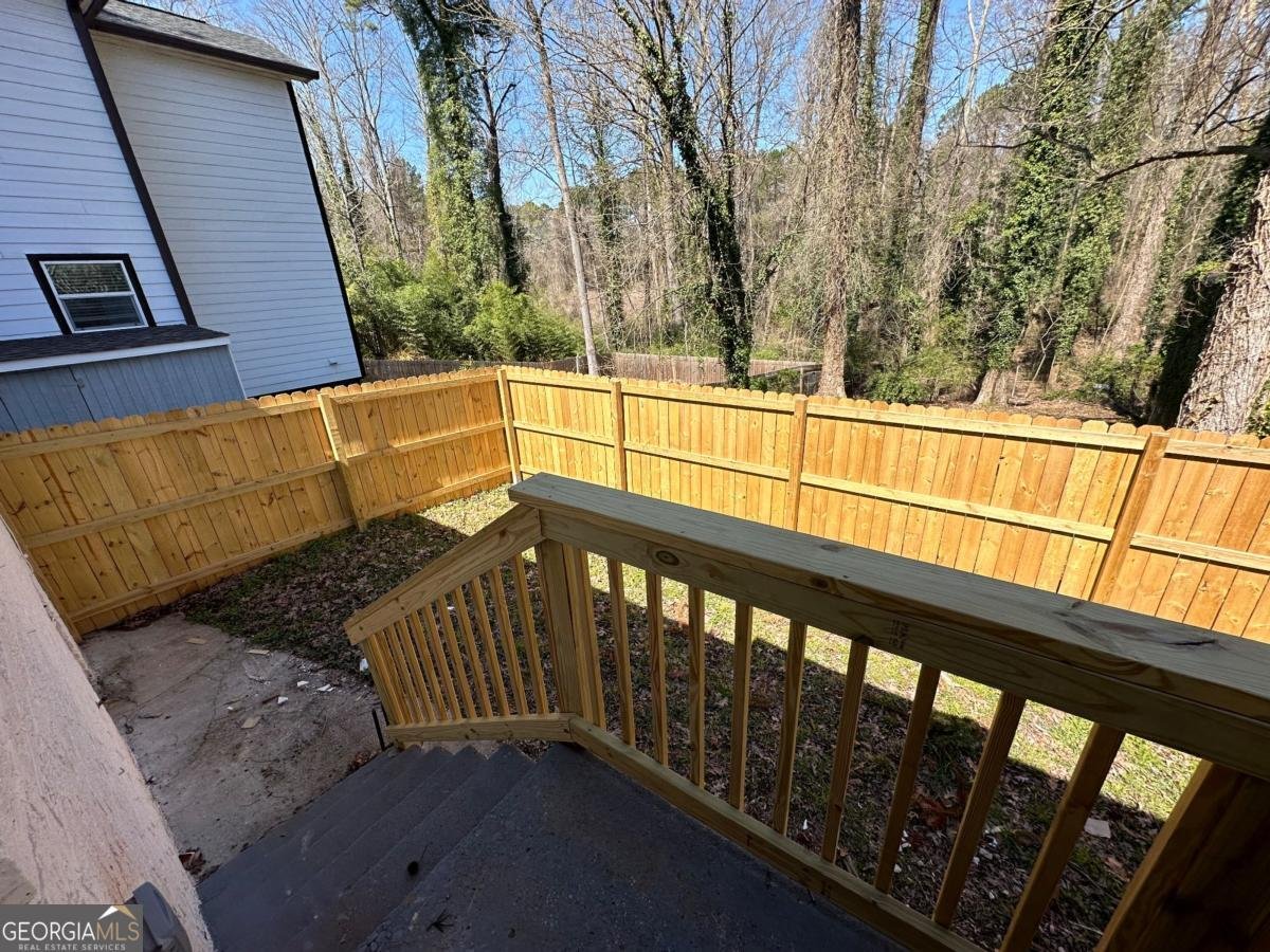 1735 Derry Avenue Atlanta - 20