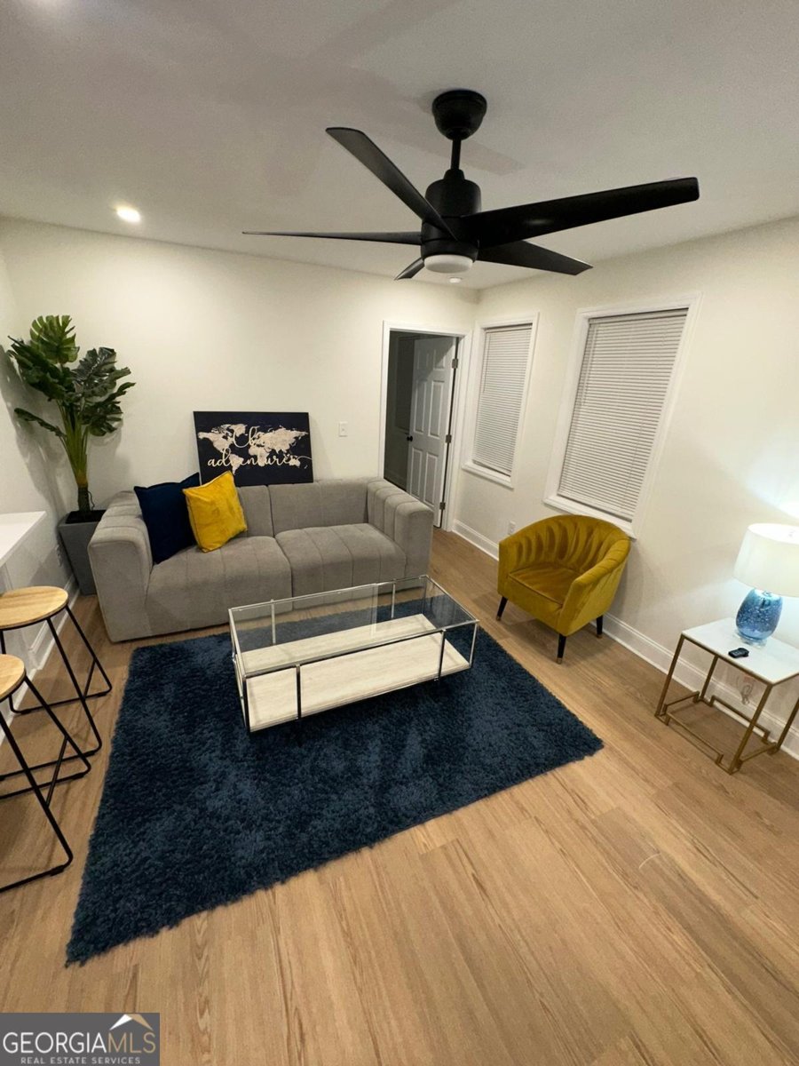 1735 Derry Avenue Atlanta - 3